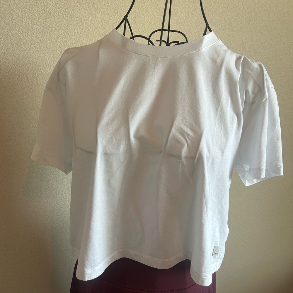 Vuori Classic White Short Sleeve Tee